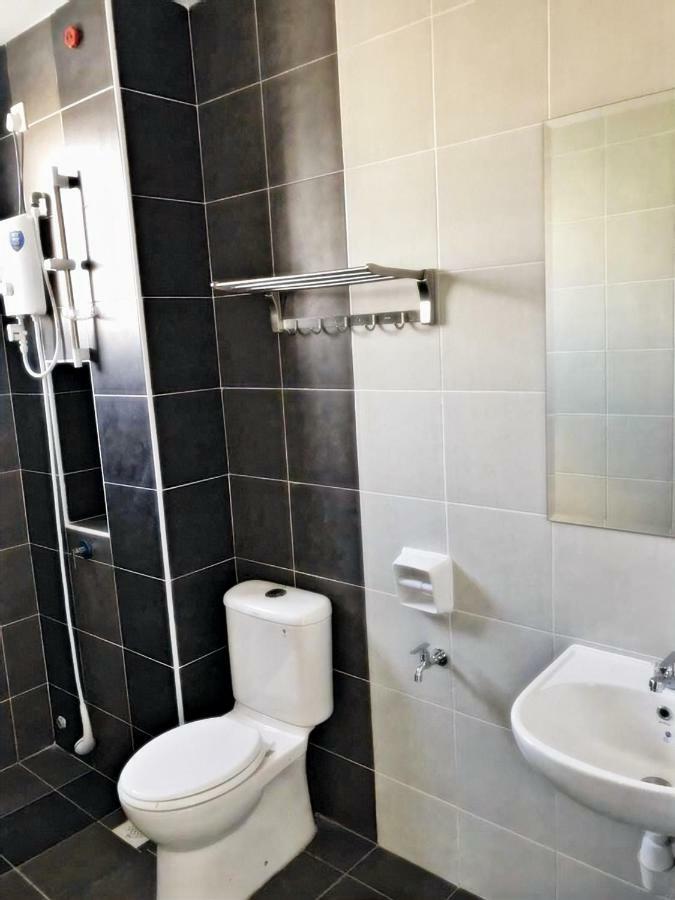 Desaru Cosy Homestay - Near Waterpark, Beach, Rapid -Wifi, Tvbox, Steamboat, Bbq Available 外观 照片
